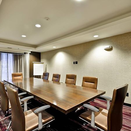 Courtyard By Marriott Jacksonville Airport/ Northeast Buitenkant foto