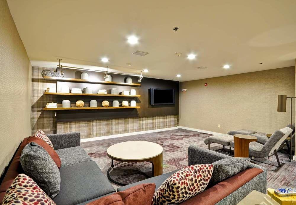 Courtyard By Marriott Jacksonville Airport/ Northeast Buitenkant foto