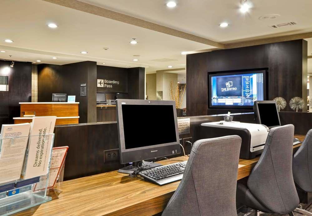 Courtyard By Marriott Jacksonville Airport/ Northeast Buitenkant foto