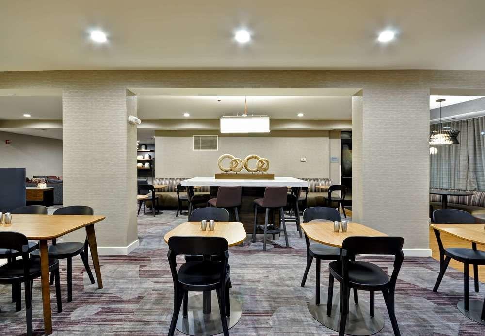 Courtyard By Marriott Jacksonville Airport/ Northeast Buitenkant foto