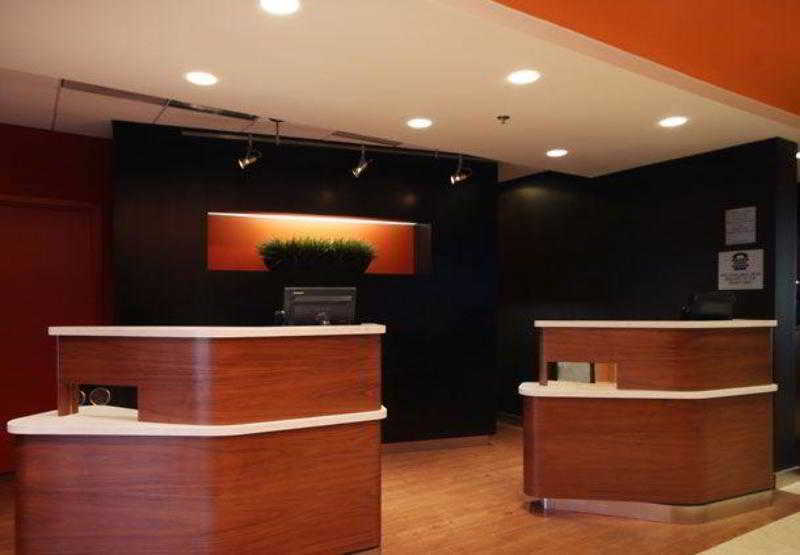 Courtyard By Marriott Jacksonville Airport/ Northeast Buitenkant foto