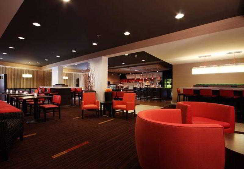 Courtyard By Marriott Jacksonville Airport/ Northeast Buitenkant foto