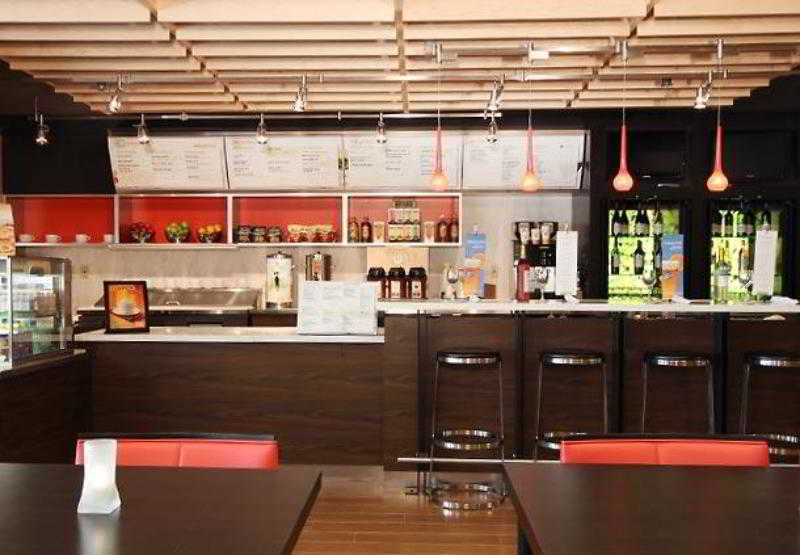 Courtyard By Marriott Jacksonville Airport/ Northeast Buitenkant foto