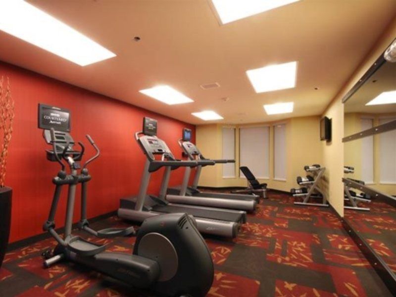 Courtyard By Marriott Jacksonville Airport/ Northeast Buitenkant foto