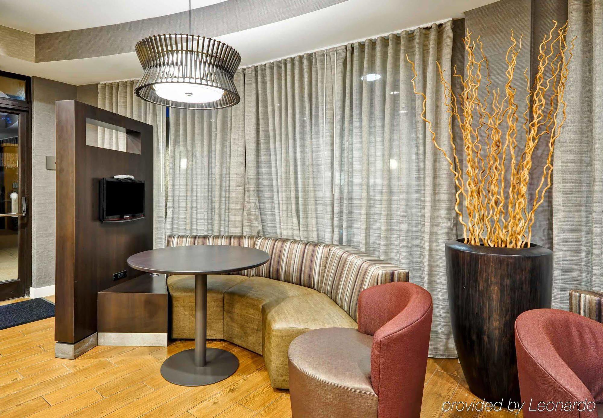 Courtyard By Marriott Jacksonville Airport/ Northeast Buitenkant foto